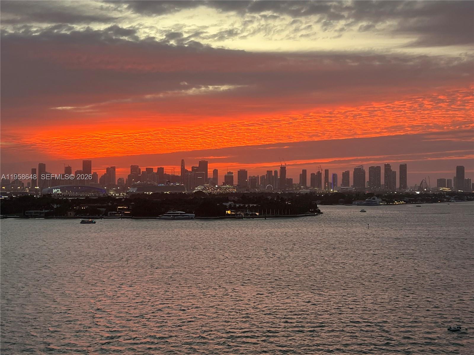 image Mirador 1000 (South Tower)6