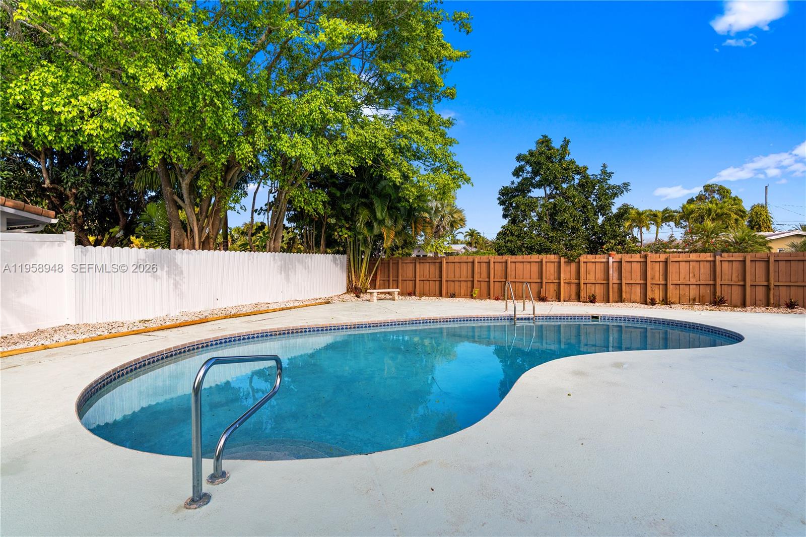 3633 NE 24th Ave Fort Lauderdale, FL 33308