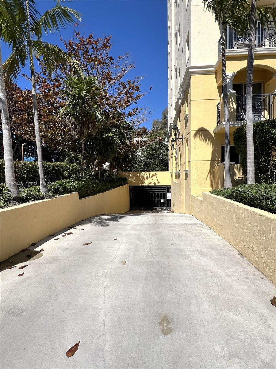 101 Sidonia Ave #304 Coral Gables, FL 33134