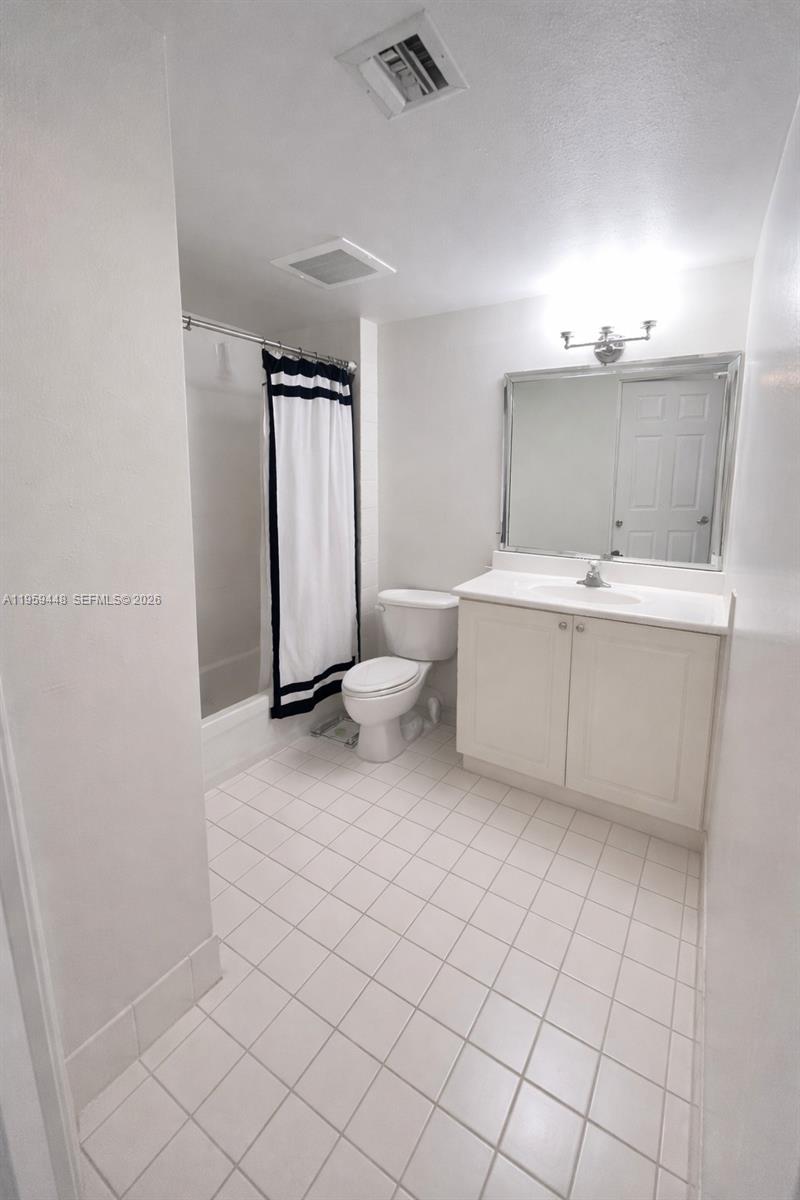 101 Sidonia Ave #304 Coral Gables, FL 33134