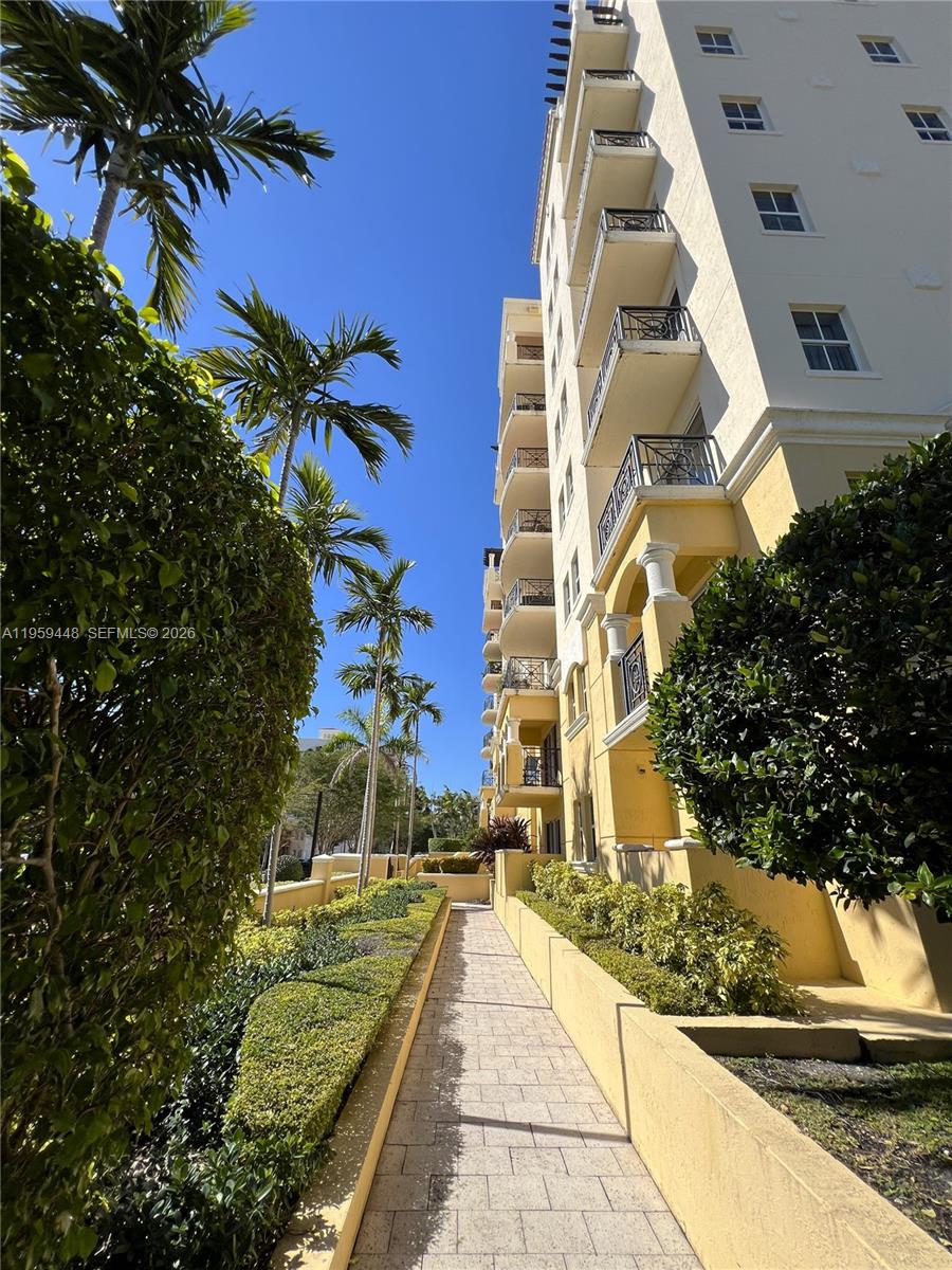 101 Sidonia Ave #304 Coral Gables, FL 33134