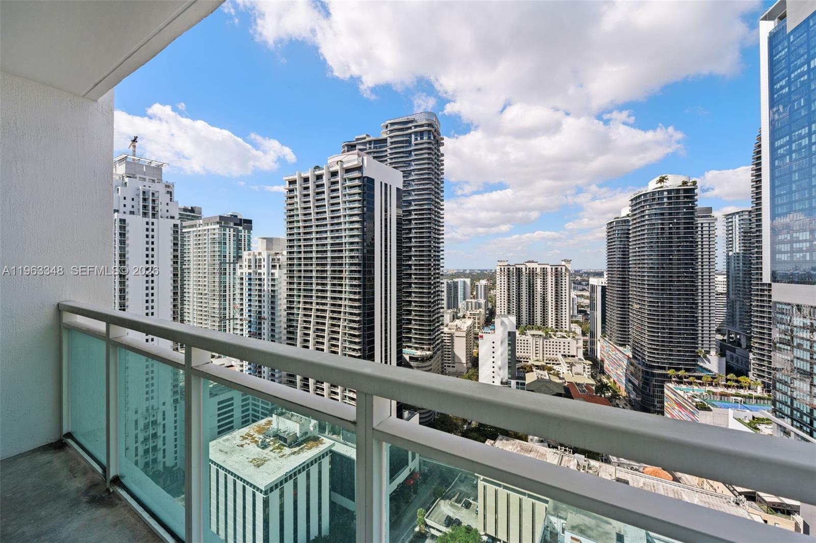 image The Plaza on Brickell West9