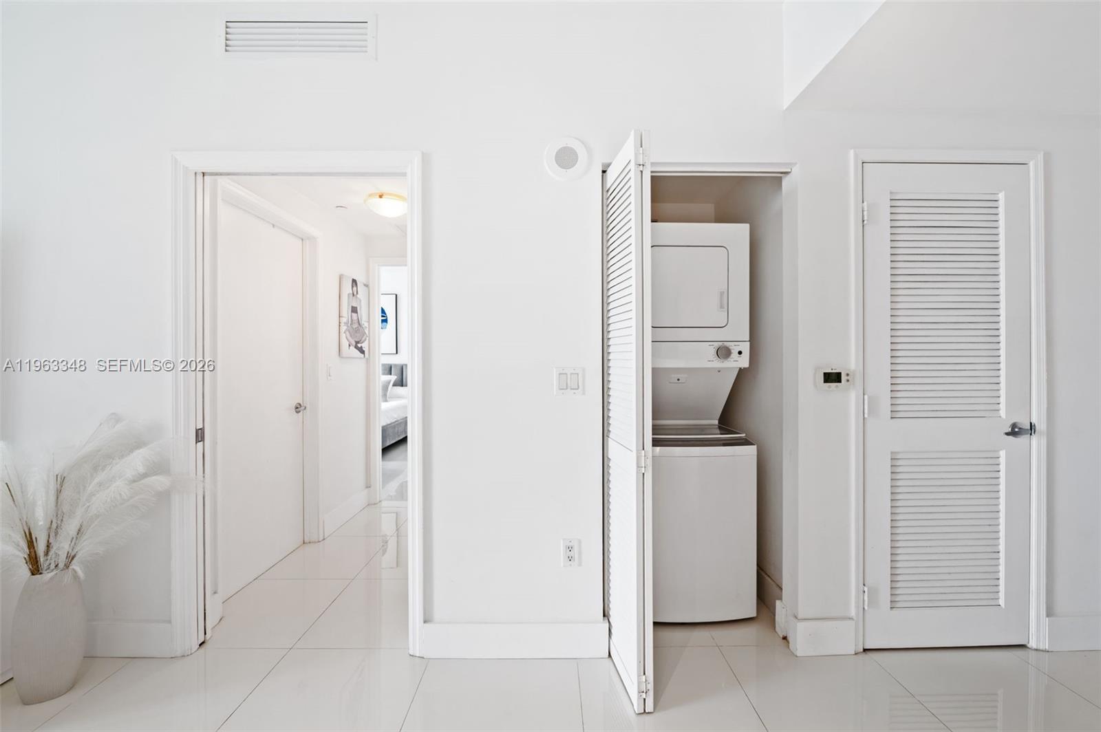 image The Plaza on Brickell West10