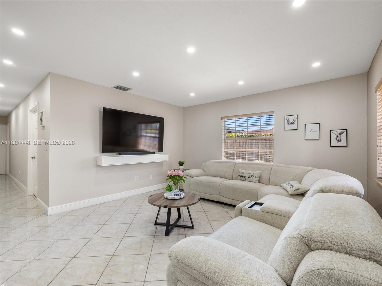 16321 SW 102nd Pl Miami, FL 33157