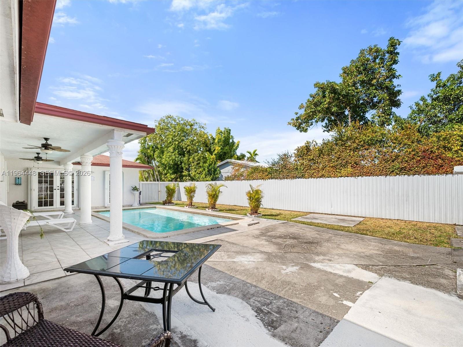 16321 SW 102nd Pl Miami, FL 33157