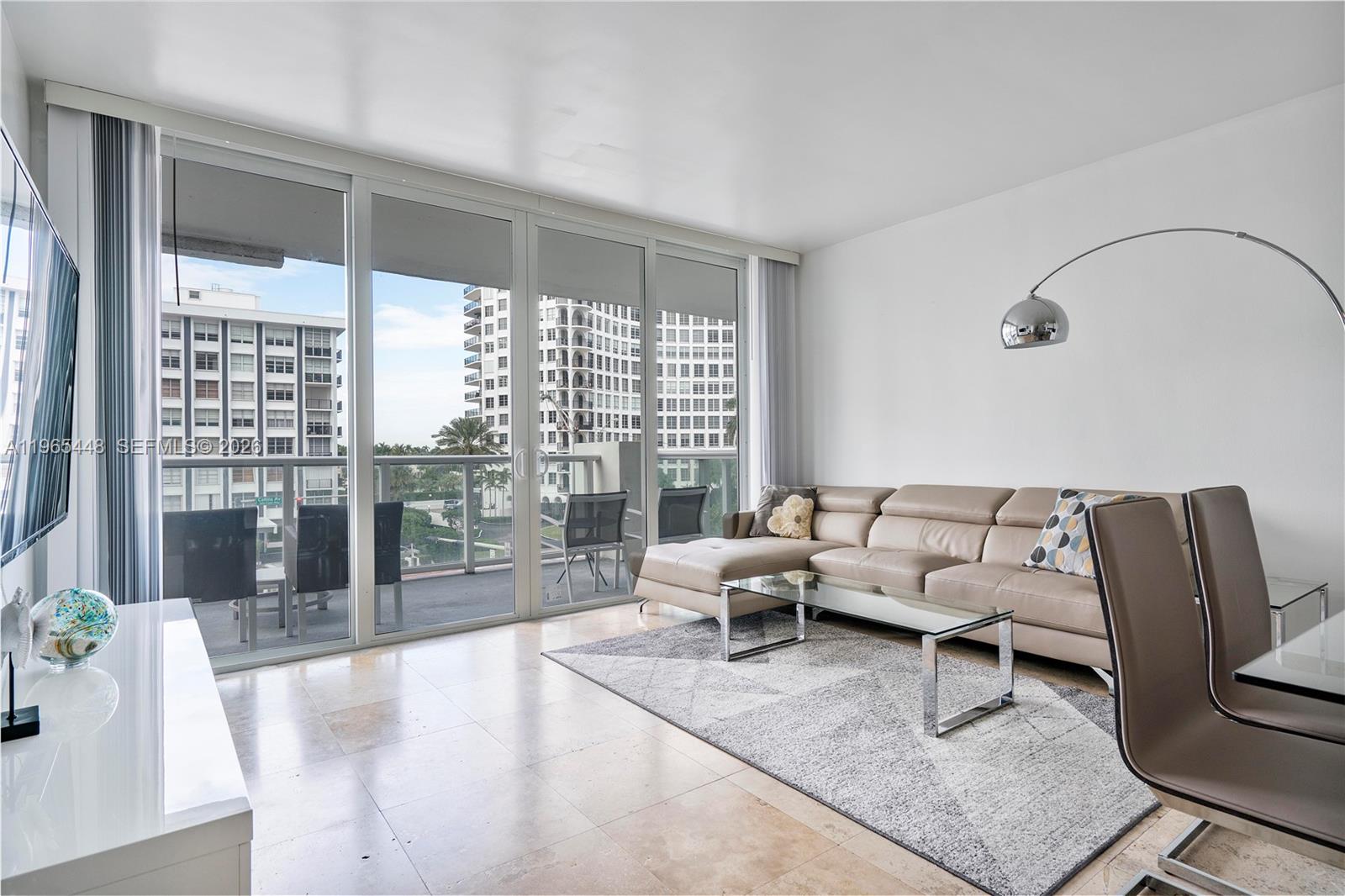 5601 Collins Ave #423 Miami Beach, FL 33140