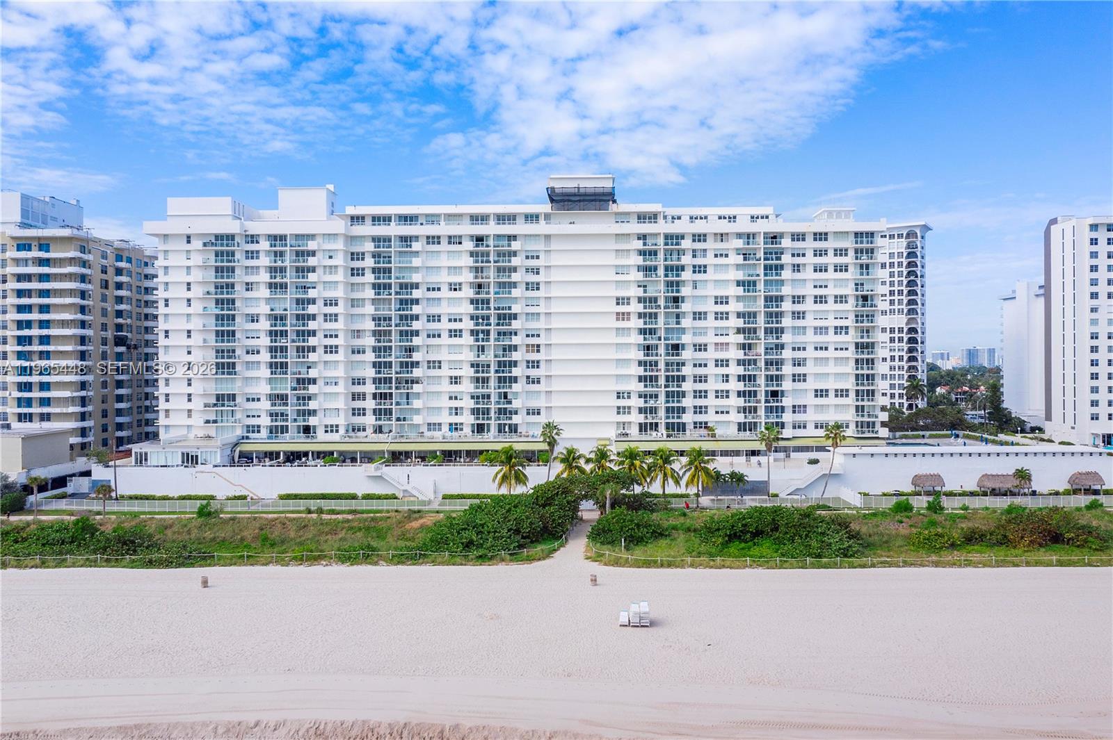 5601 Collins Ave #423 Miami Beach, FL 33140