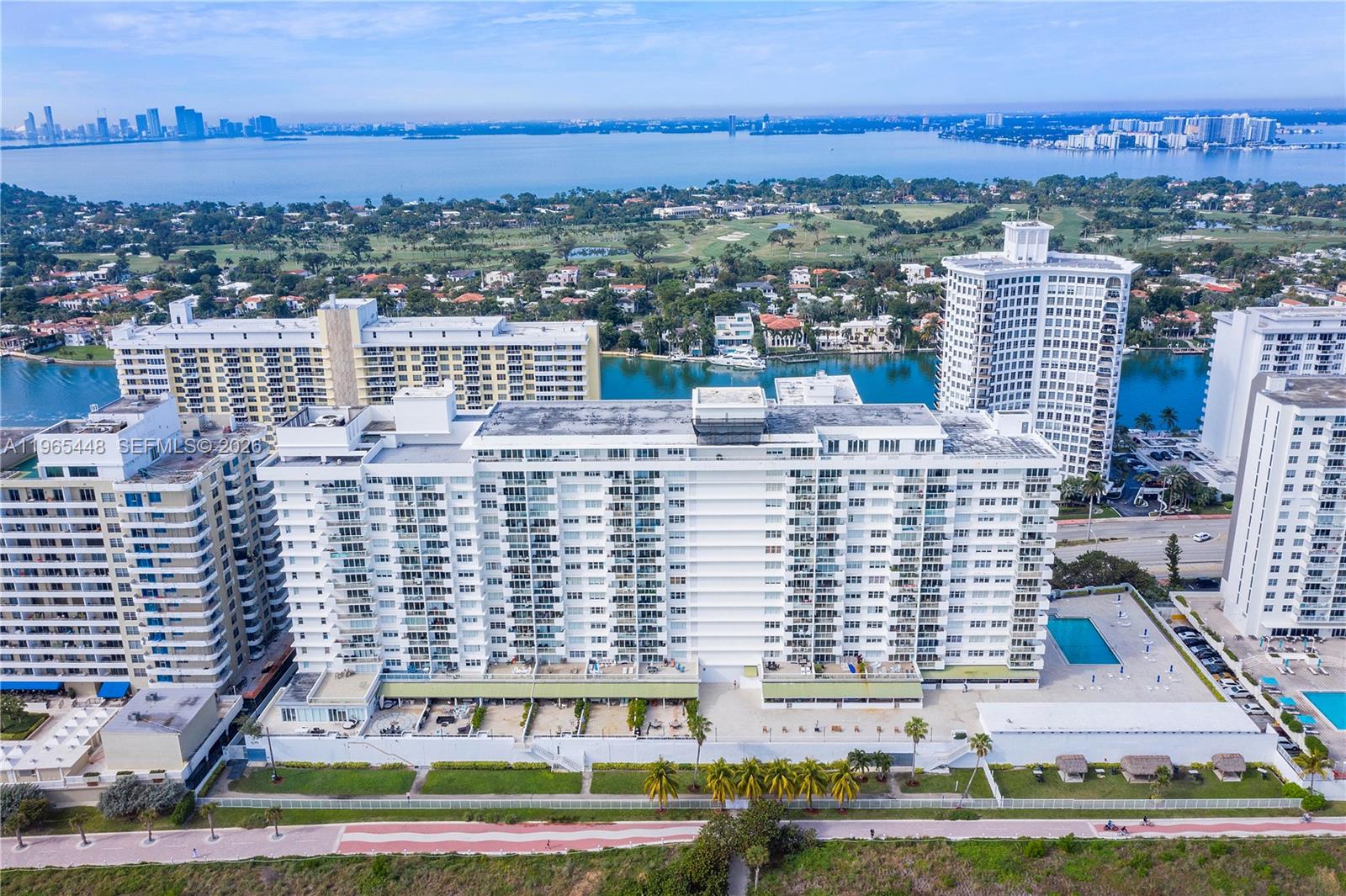 5601 Collins Ave #423 Miami Beach, FL 33140