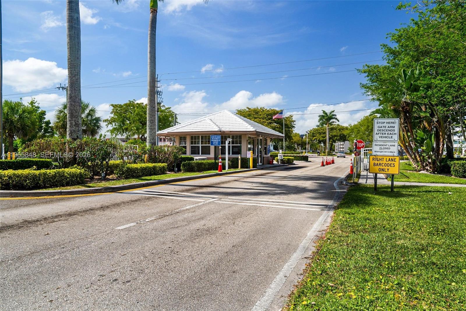 408 Southampton A #408 West Palm Beach, FL 33417