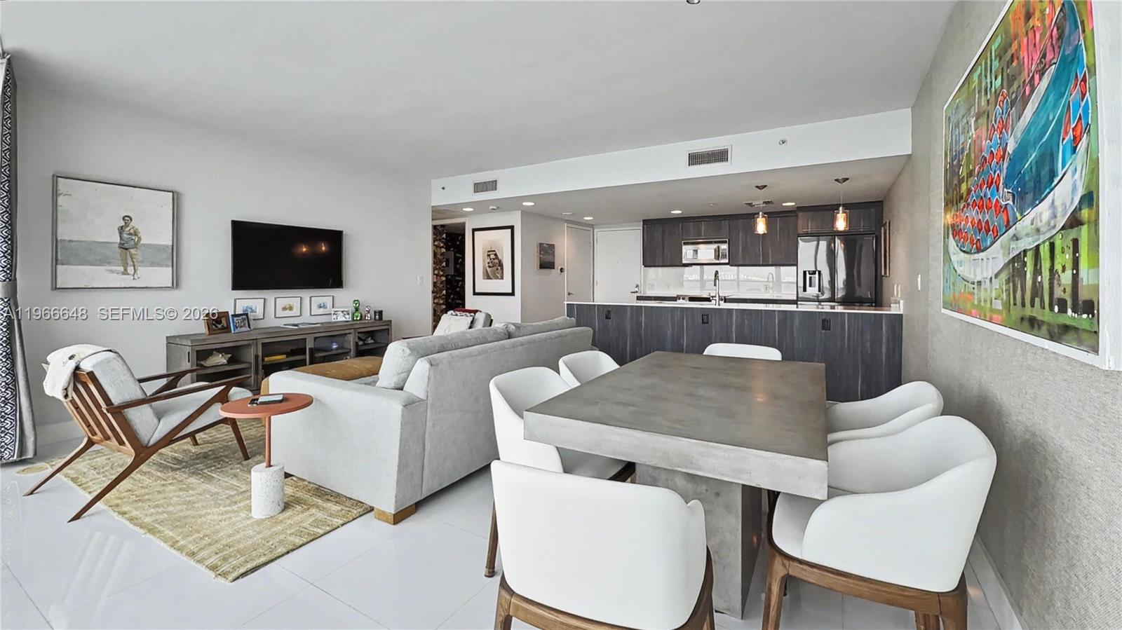 image Onyx on the Bay5