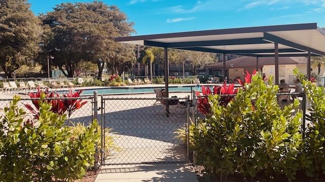 950 SW 138th Ave #314B