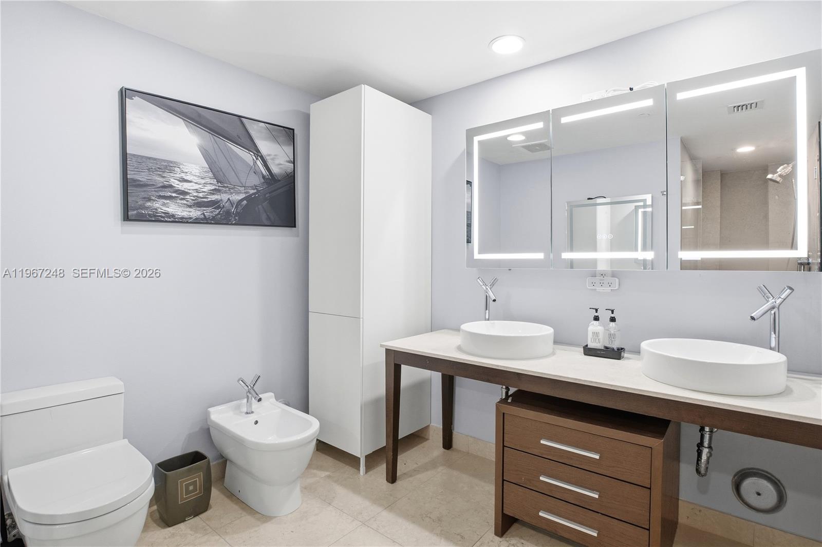 495 Brickell Ave #1608 Miami, FL 33131