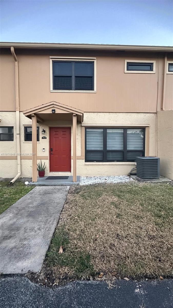 3370 Beau Rivage Dr #3V