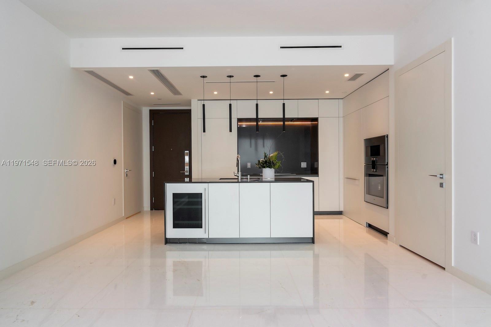 image Aston Martin Residences10