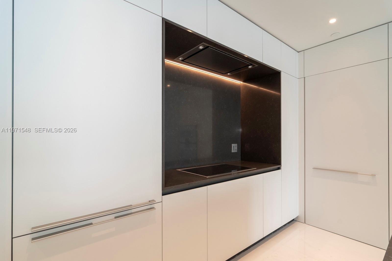 image Aston Martin Residences13