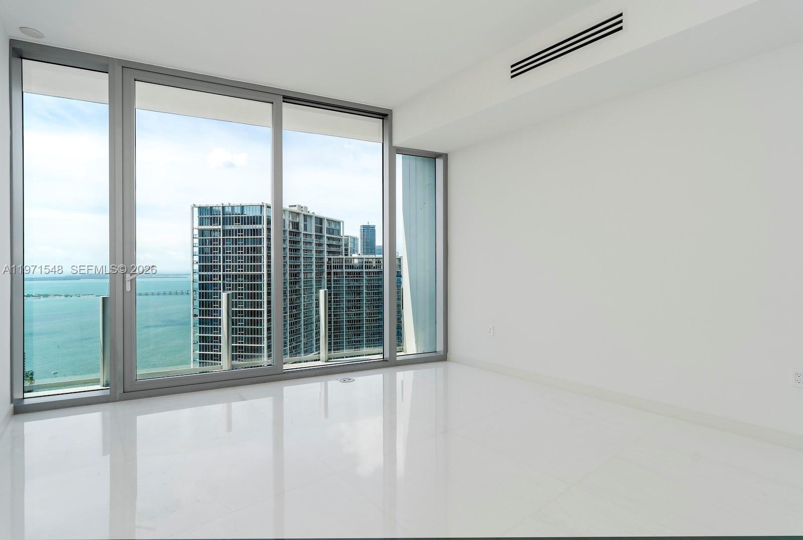 image Aston Martin Residences19