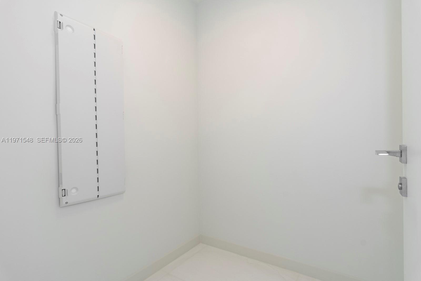 image Aston Martin Residences23