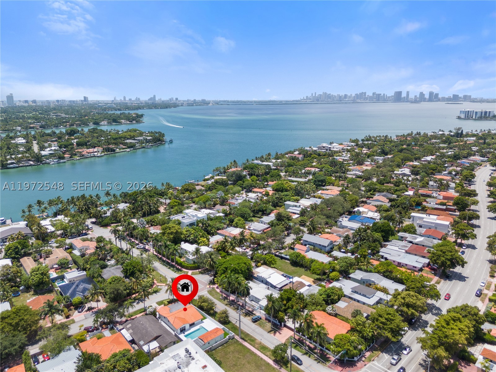 1221 Biarritz Dr Miami Beach, FL 33141
