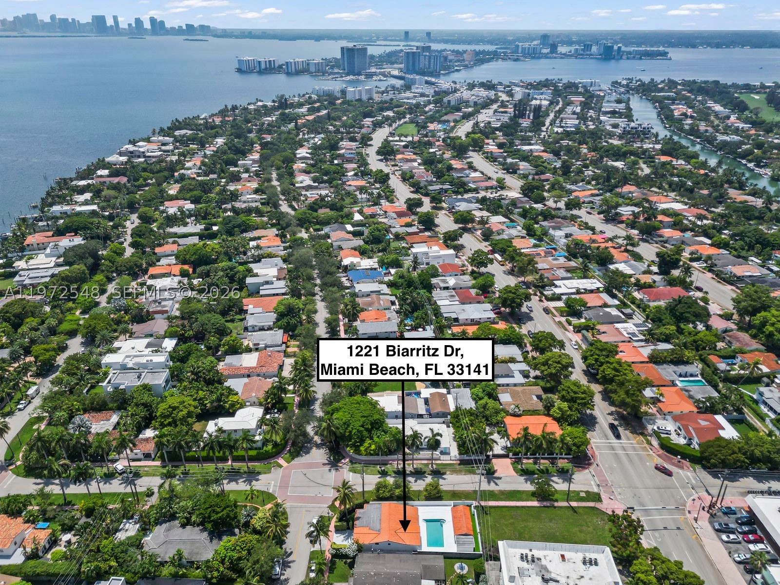 1221 Biarritz Dr Miami Beach, FL 33141