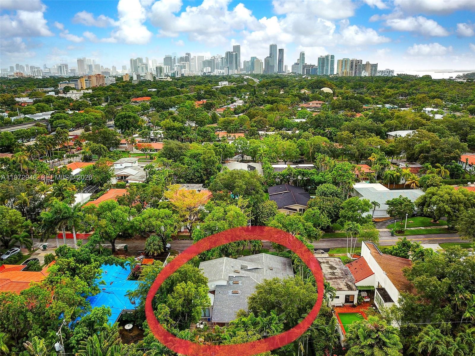 84 Bay Ht Dr Miami, FL 33133