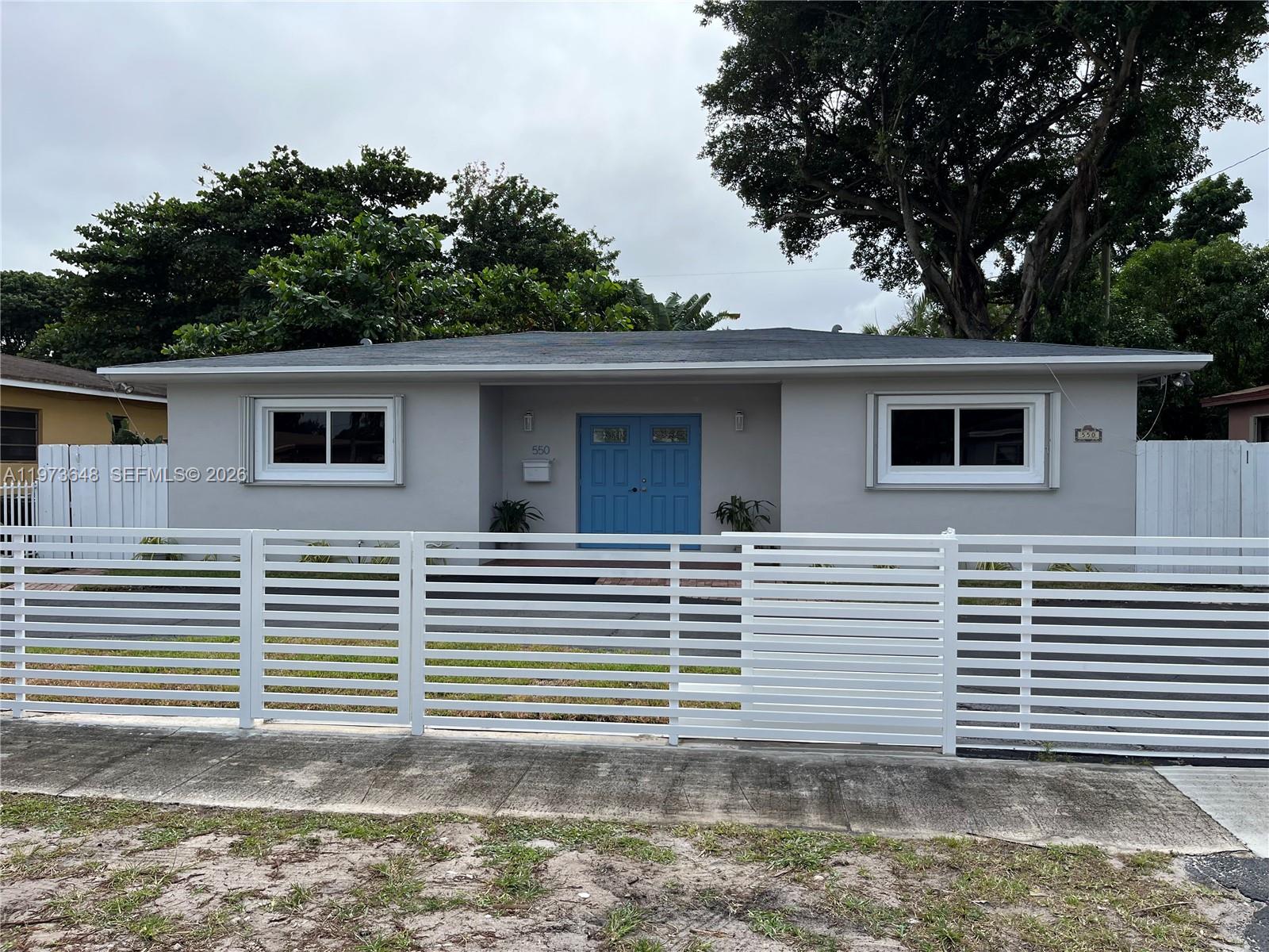 550 NE 174th St North Miami Beach, FL 33162