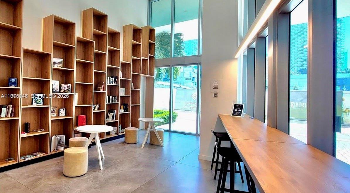 350 S Miami Ave #2110 Miami, FL 33130