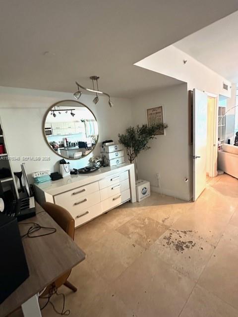 350 S Miami Ave #2110 Miami, FL 33130