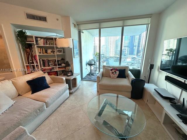 350 S Miami Ave #2110 Miami, FL 33130