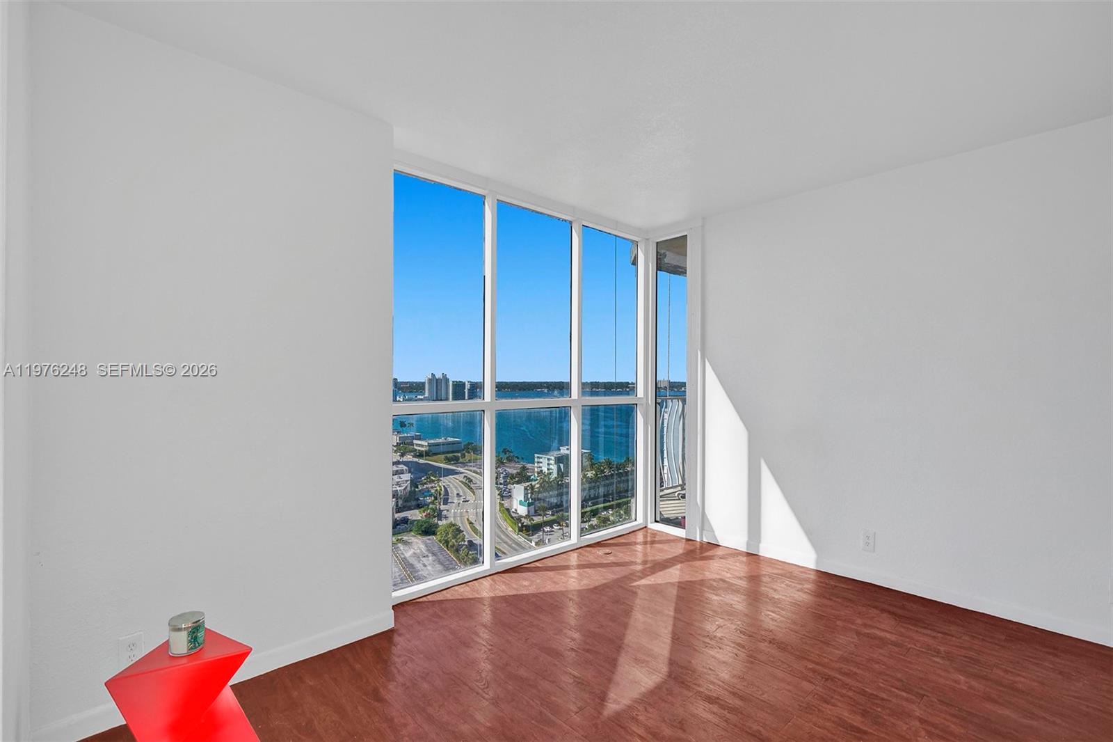 7601 E Treasure Dr #2205 North Bay Village, FL 33141