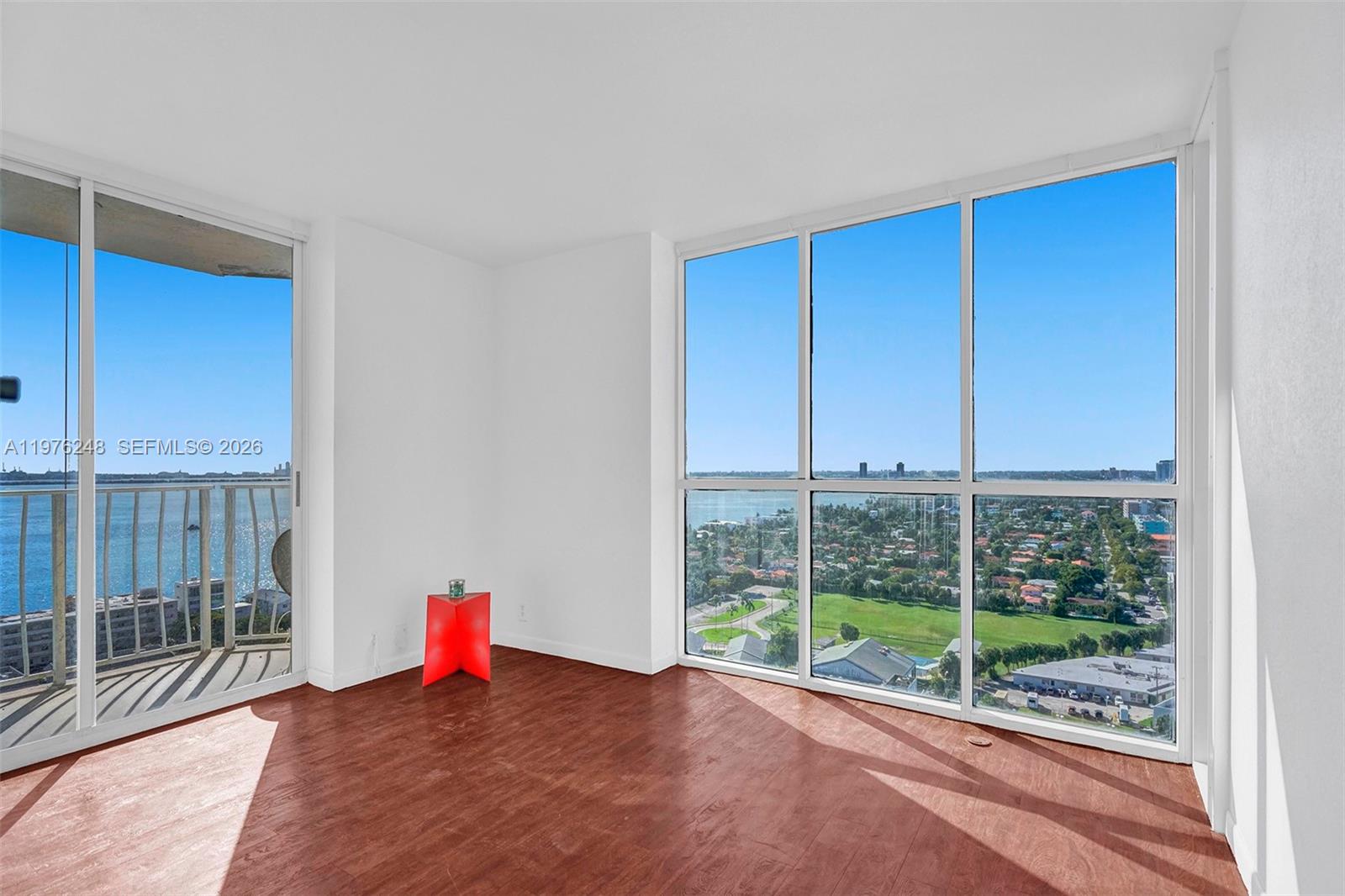 7601 E Treasure Dr #2205 North Bay Village, FL 33141