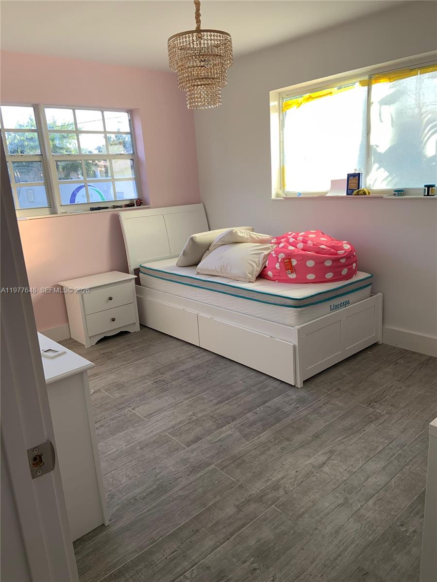 16761 SW 92nd Ave Palmetto Bay, FL 33157