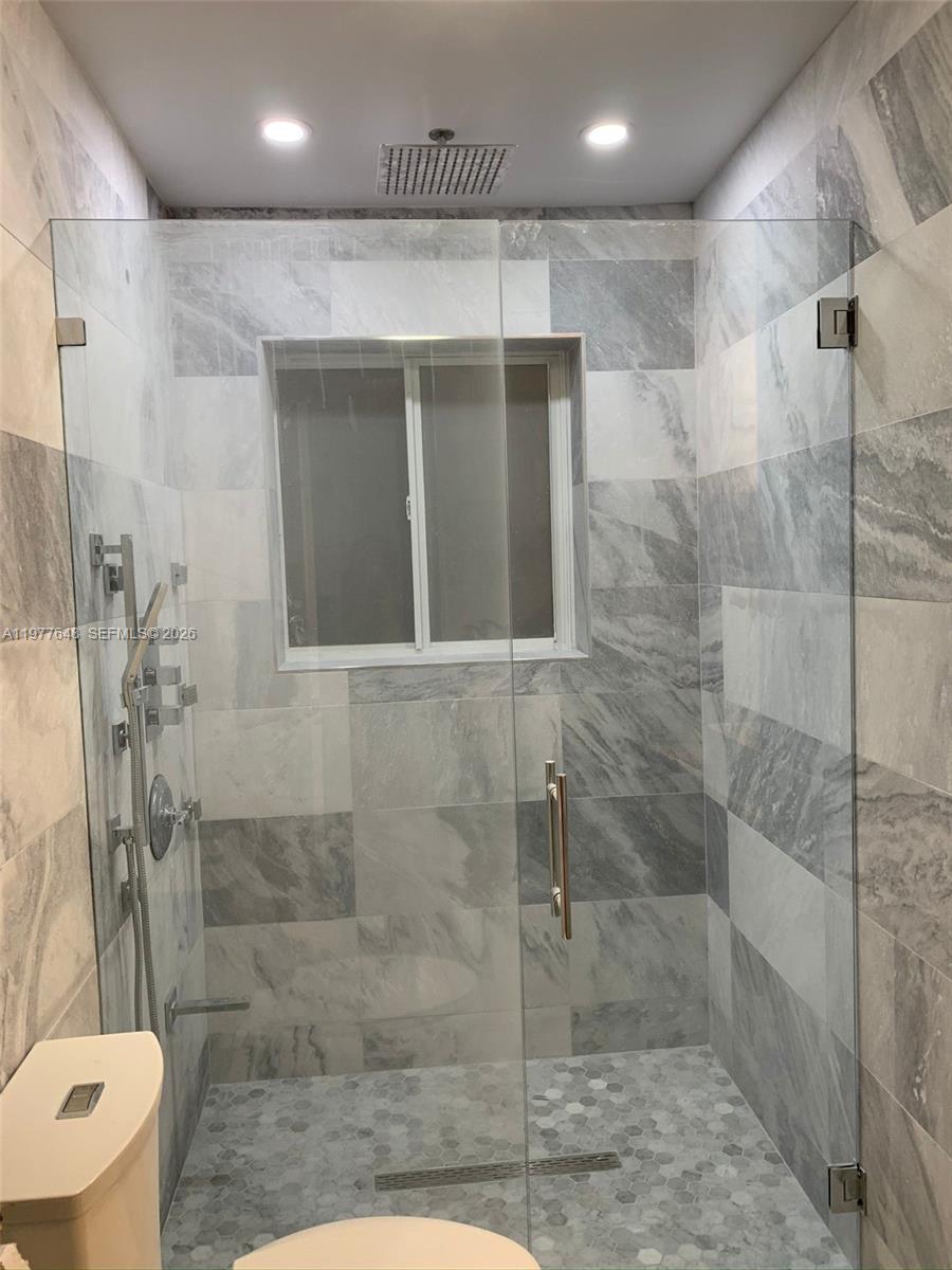 16761 SW 92nd Ave Palmetto Bay, FL 33157