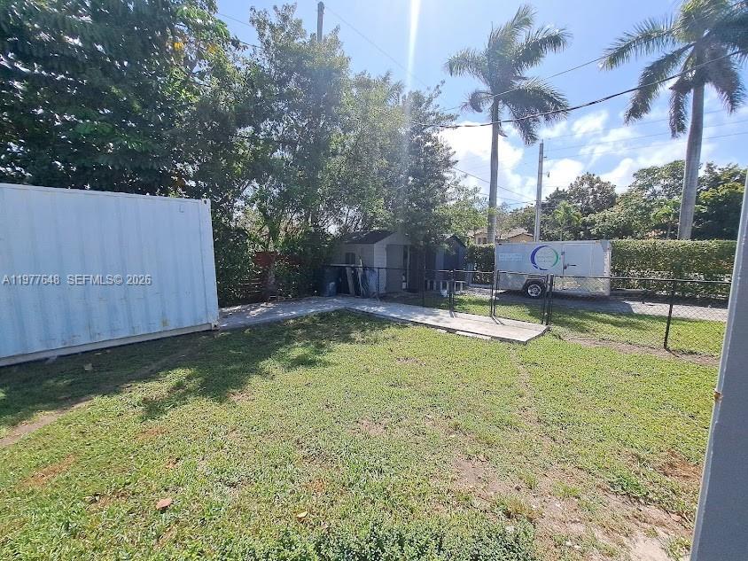 16761 SW 92nd Ave Palmetto Bay, FL 33157