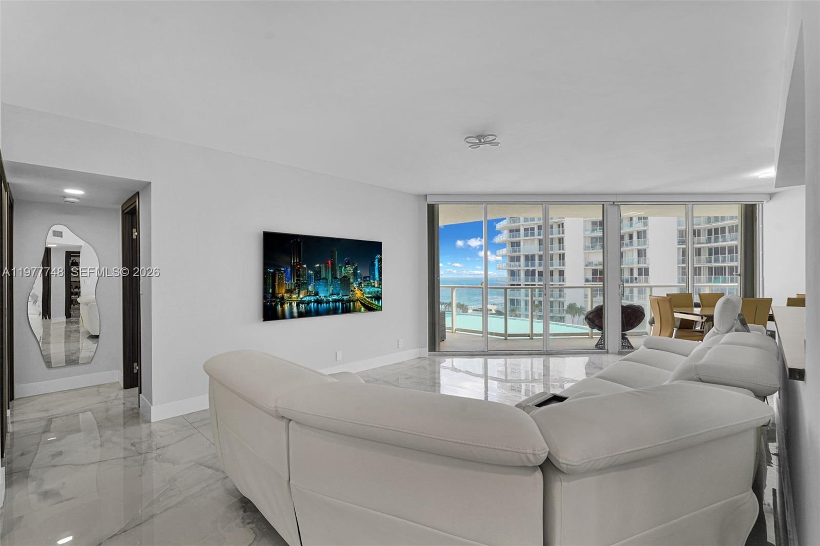 16485 Collins Ave #738 Sunny Isles Beach, FL 33160