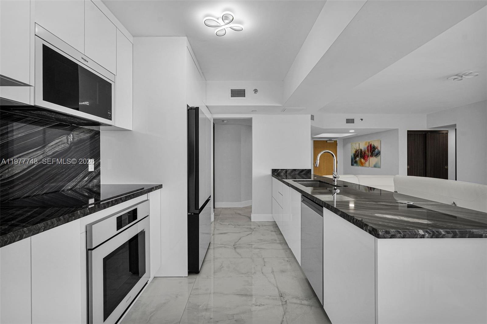 16485 Collins Ave #738 Sunny Isles Beach, FL 33160