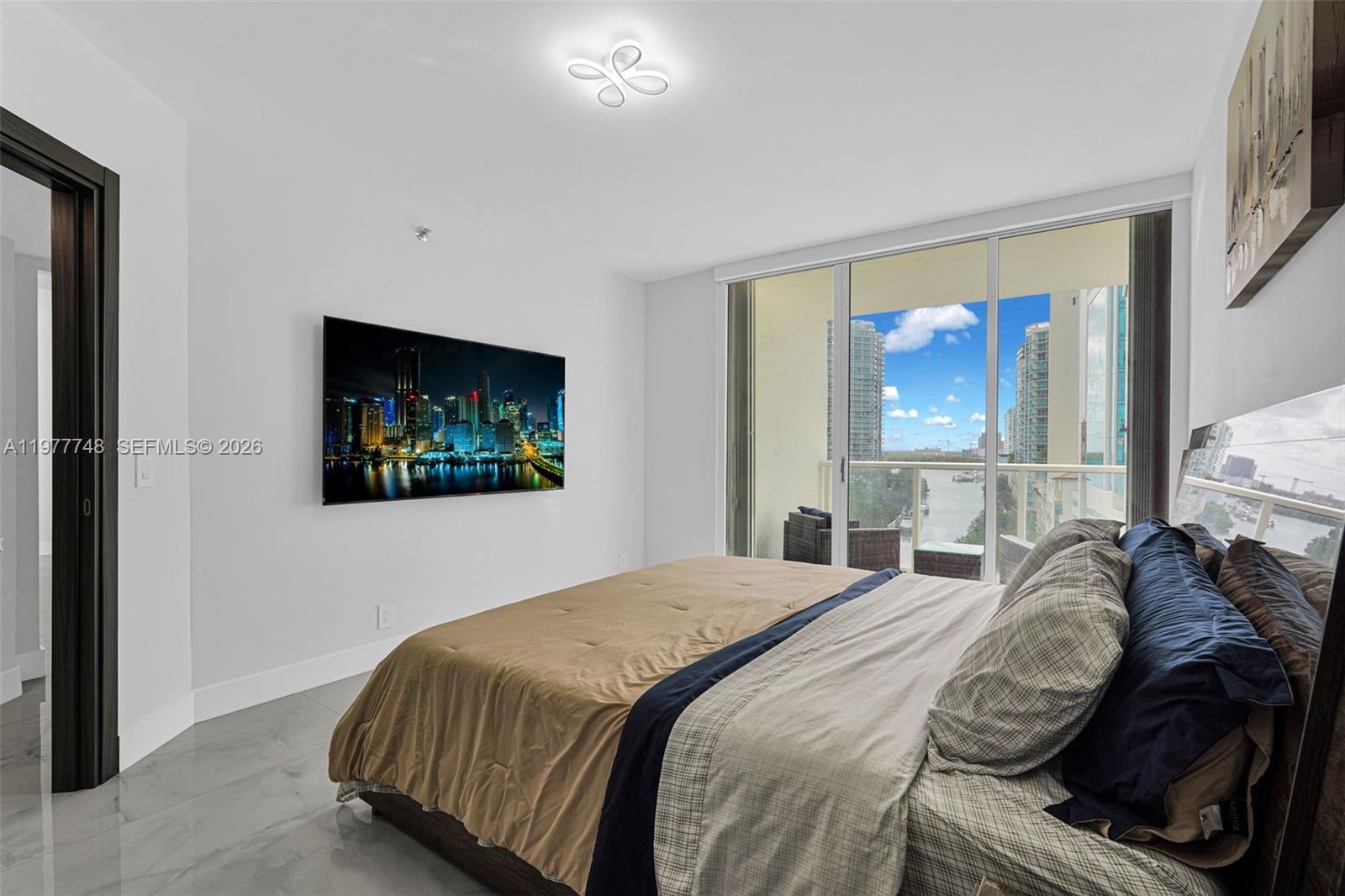 16485 Collins Ave #738 Sunny Isles Beach, FL 33160