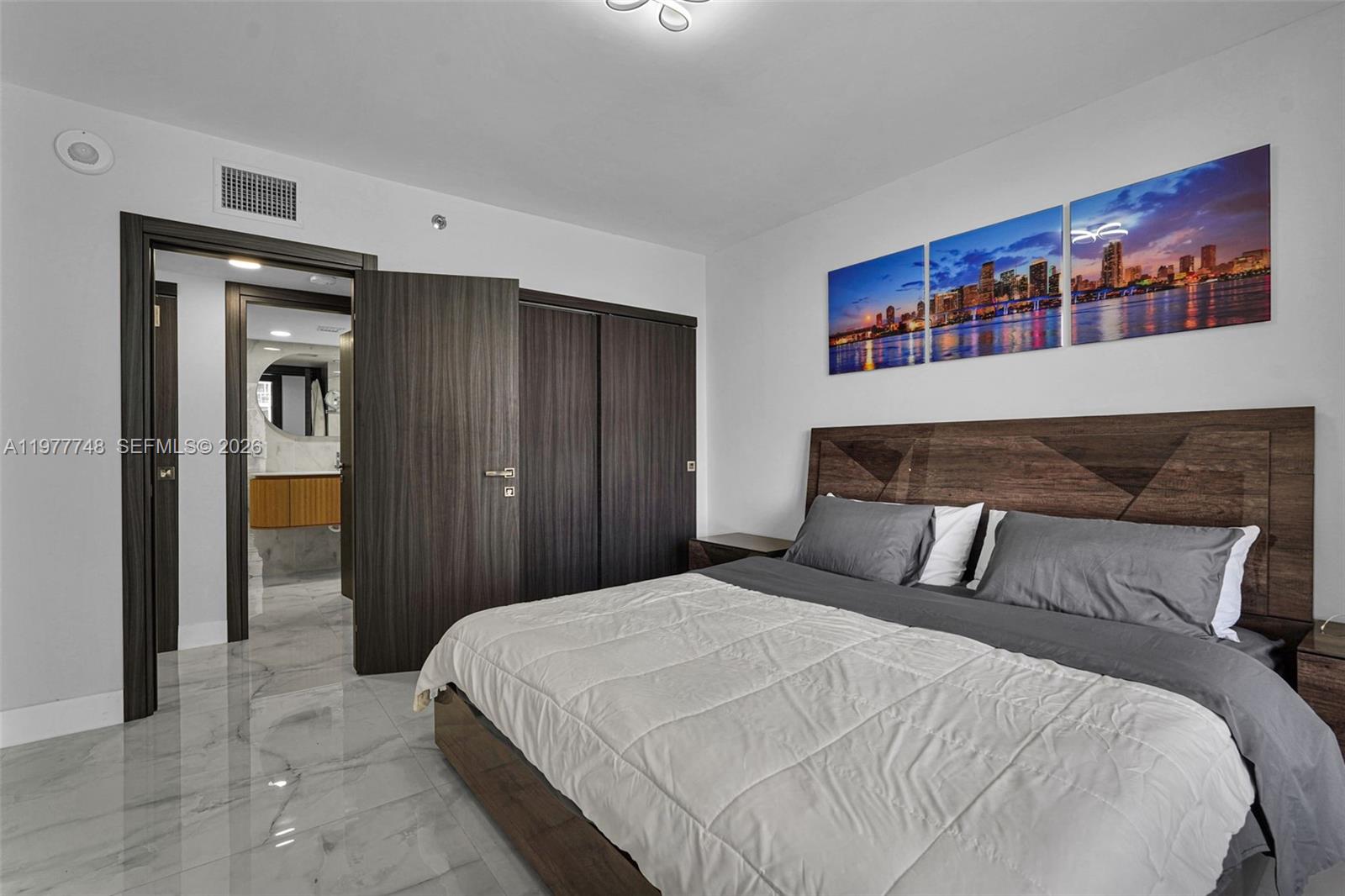 16485 Collins Ave #738 Sunny Isles Beach, FL 33160