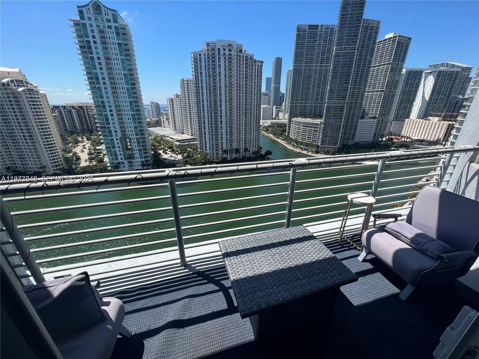 325 S Biscayne Blvd #2415 Miami, FL 33131