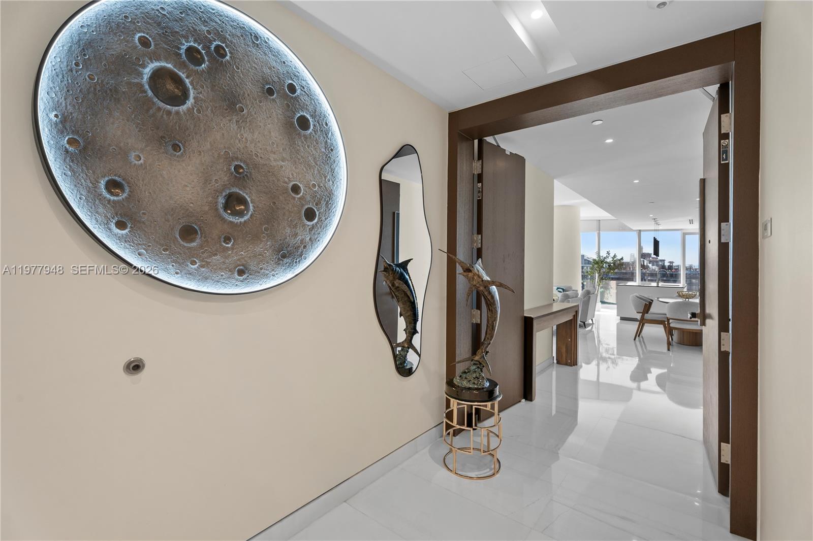 300 Biscayne Blvd Way #4007W Miami, FL 33131