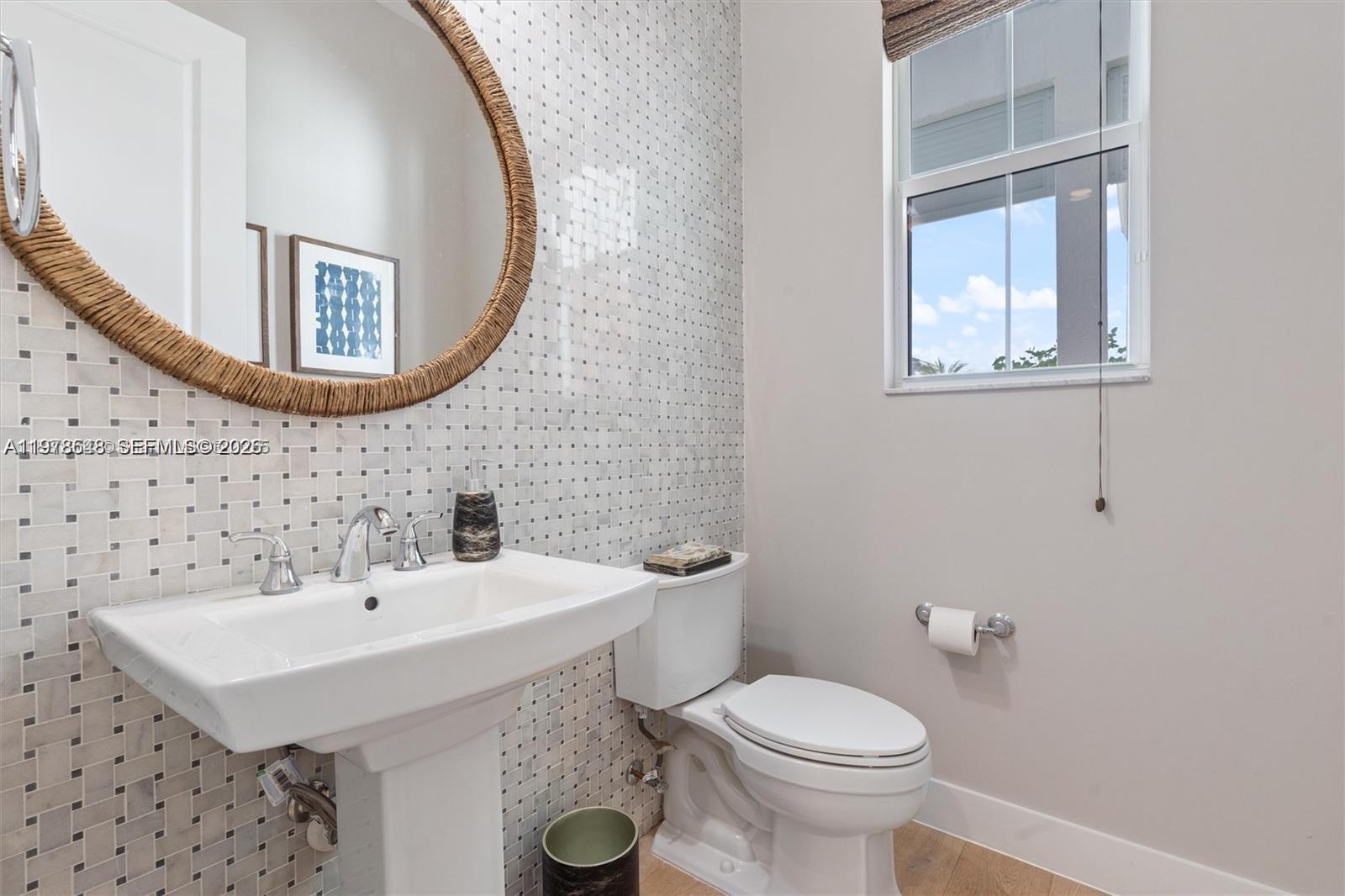 9369 Crestview Cir Palm Beach Gardens, FL 33412