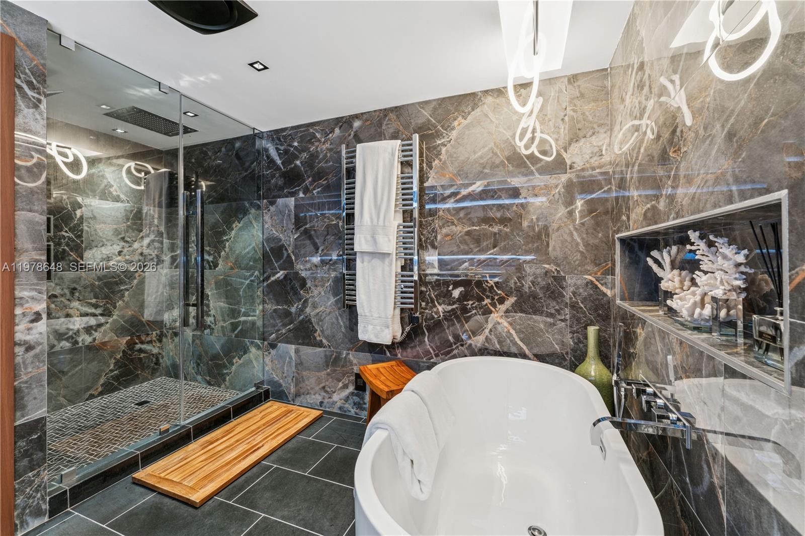 19667 Turnberry Way #8K Aventura, FL 33180