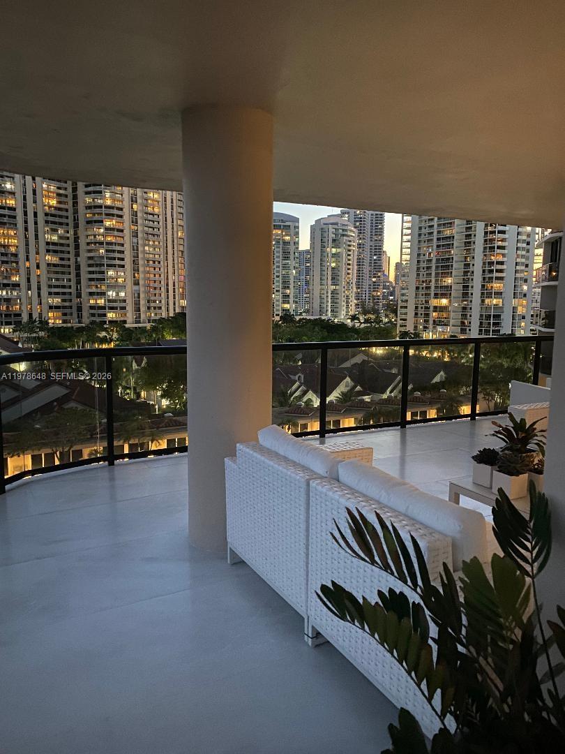 19667 Turnberry Way #8K Aventura, FL 33180