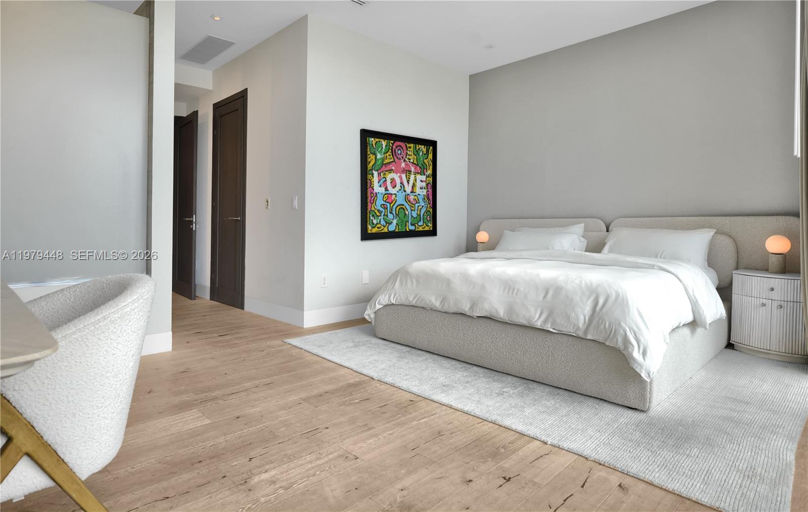 5501 Pine Tree Dr Miami Beach, FL 33140