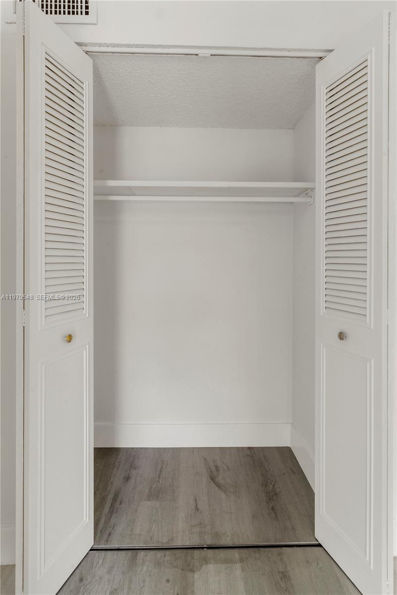 4855 NW 7th St #206-6 Miami, FL 33126