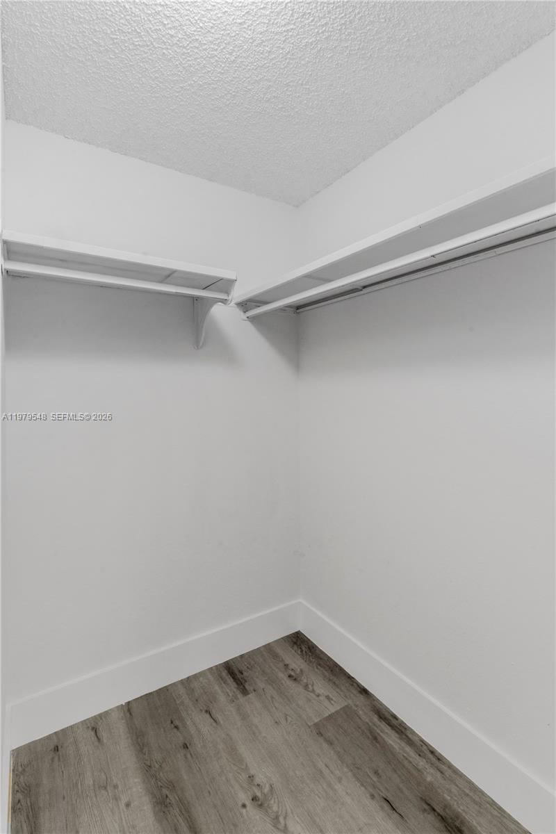 4855 NW 7th St #206-6 Miami, FL 33126