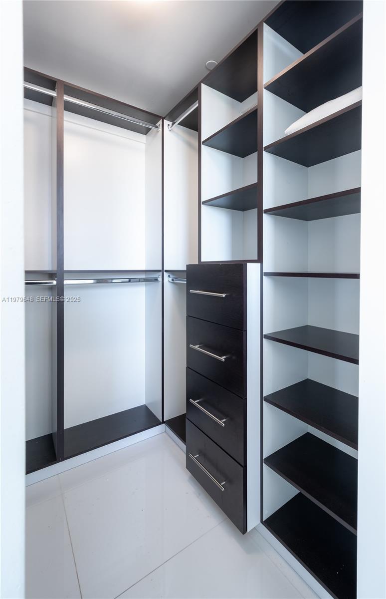 image Dua Miami (SLS Brickell)12