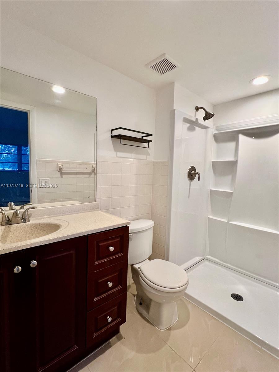 Undisclosed Address North Miami, FL 33181