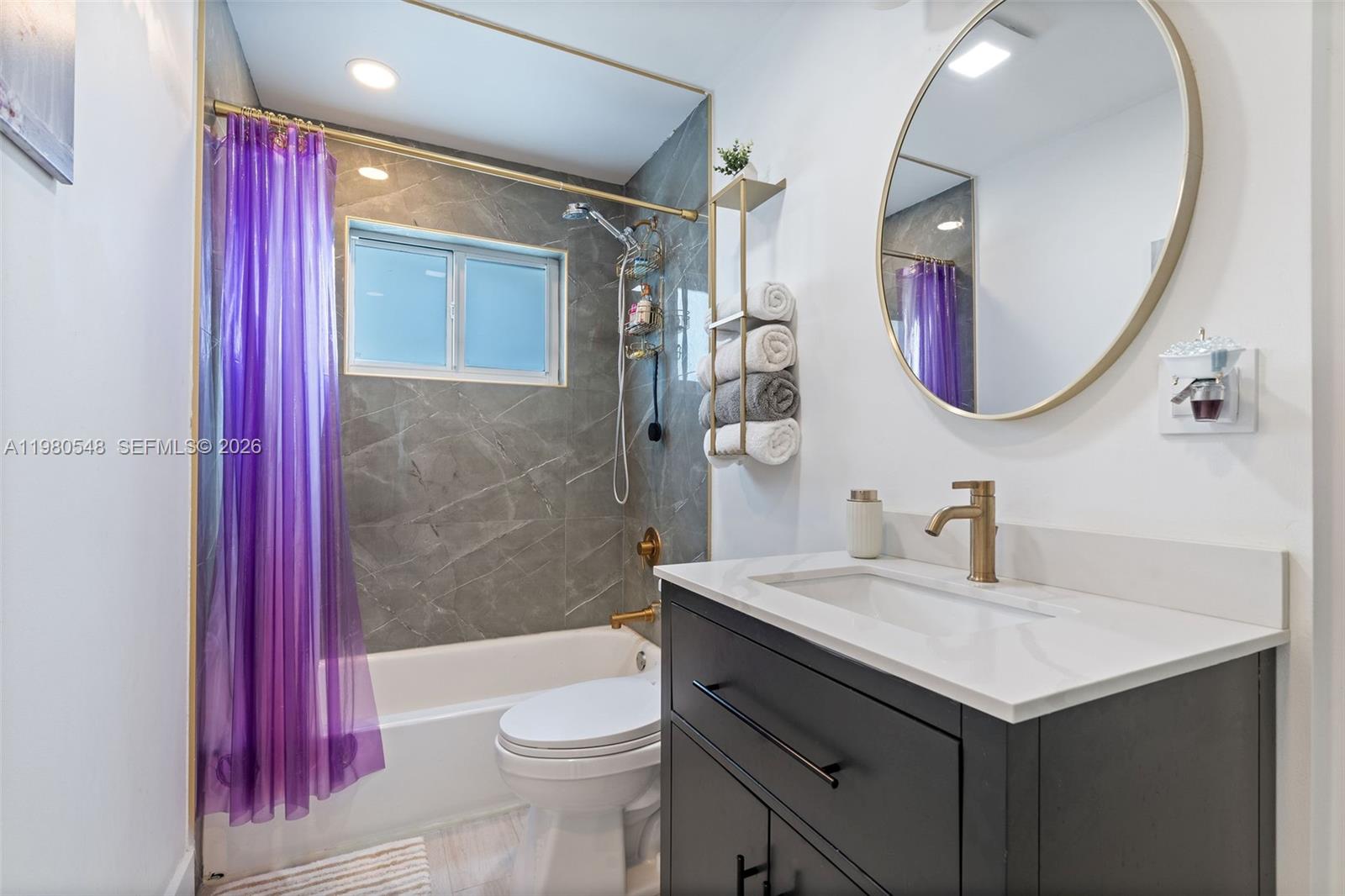 9849 SW 222nd Ter Cutler Bay, FL 33190