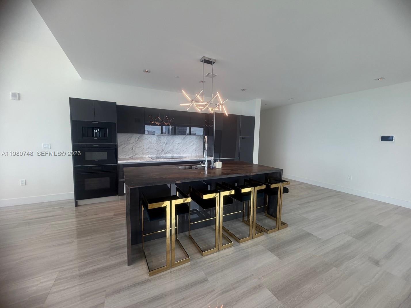 1451 Brickell Ave #4501 Miami, FL 33131