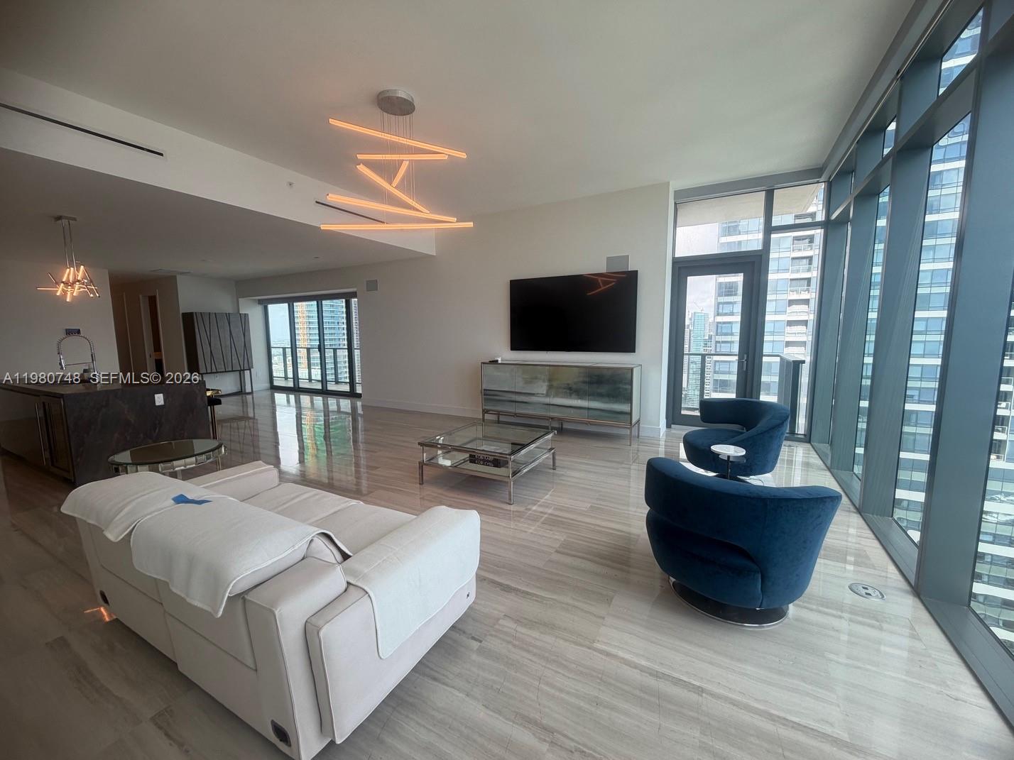 1451 Brickell Ave #4501 Miami, FL 33131